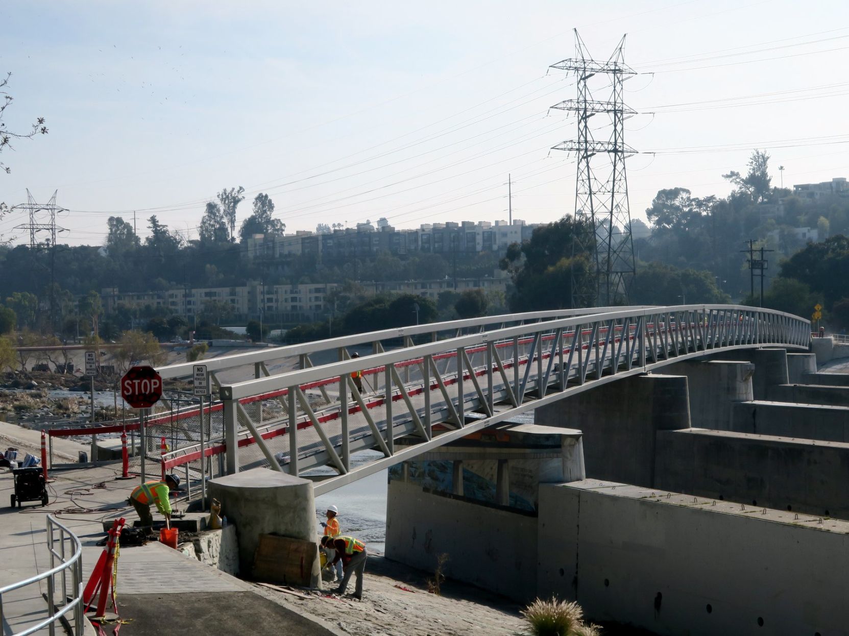 Red Car LA River Bridge nearing completion Jesus Sanchez 1-5-2020 2-51-38 PM.JPG